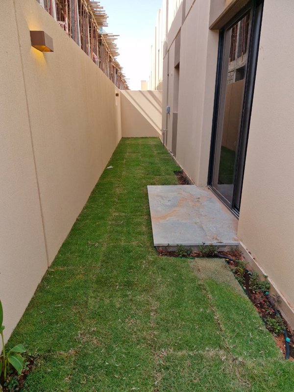 🏰 **Modern Luxury Villa | Sidra District – Roshn - Image 11