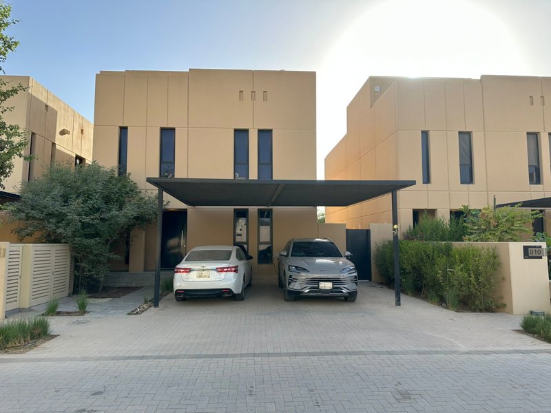 🏡 *Luxury Villa in Sedra – Roshn*   ✨ 300 m² Modern Villa | Elegance Meets Functionality  
