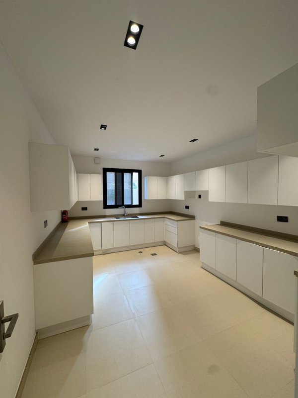 🏡 *Luxury Villa in Sedra – Roshn*   ✨ 300 m² Modern Villa | Elegance Meets Functionality      - Image 6