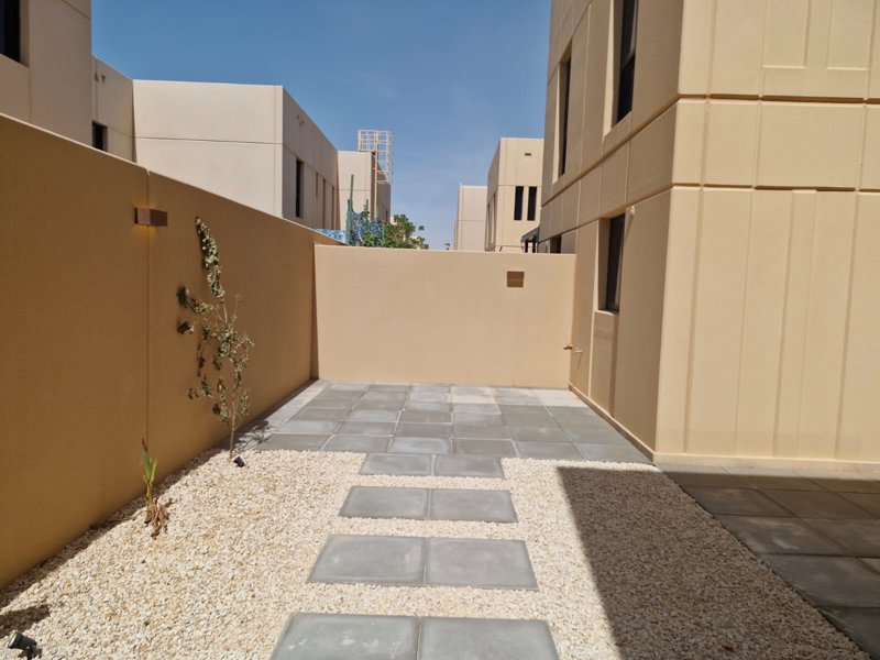 ✨ Luxurious Duplex for Rent in Sedra (Roshn) 🏡 - Image 3