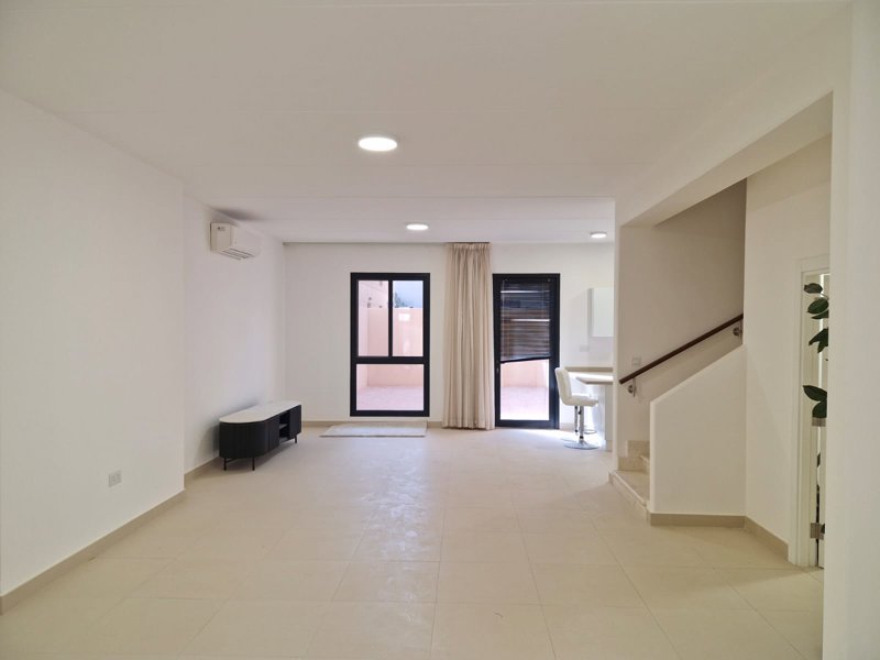  🏡 *Modern Townhouse for Rent in Sedra (Roshn) – Stylish & Family-Friendly* 👨‍👩‍👧‍👦 - Image 4