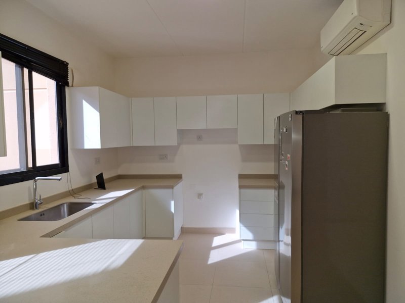  🏡 *Modern Townhouse for Rent in Sedra (Roshn) – Stylish & Family-Friendly* 👨‍👩‍👧‍👦 - Image 9