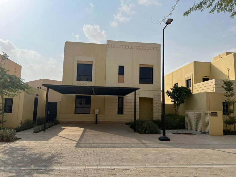 🏰 **Modern Luxury Villa | Sidra District – Roshn**   ✨ *Contemporary Design Blending Elegance, Functionality & Sustainability*  
