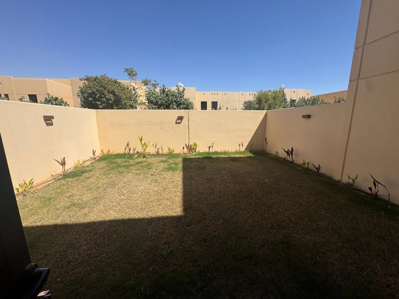  🏡 *Modern Townhouse for Rent in Sedra (Roshn) – Stylish & Family-Friendly* 👨‍👩‍👧‍👦 - Image 3