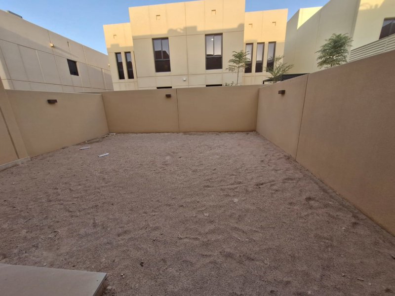  🏡 *Modern Townhouse for Rent in Sedra (Roshn) – Stylish & Family-Friendly* 👨‍👩‍👧‍👦 - Image 9