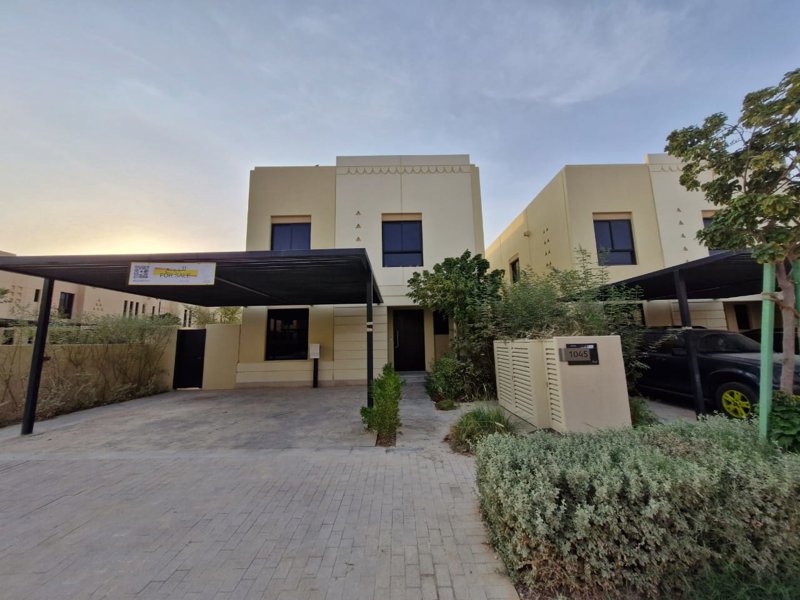 🏡 *Luxury Villa in Sedra – Roshn*   ✨ 300 m² Modern Villa | Elegance Meets Functionality     