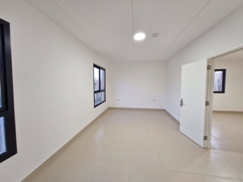 🏡 *Luxury Villa in Sedra – Roshn*   ✨ 300 m² Modern Villa | Elegance Meets Functionality      - Image 13