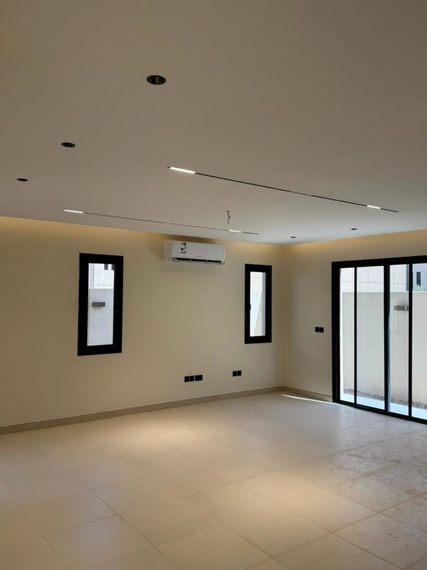 🏰 **Modern Luxury Villa | Sidra District – Roshn**   ✨ *Contemporary Design Blending Elegance, Functionality & Sustainability*   - Image 11