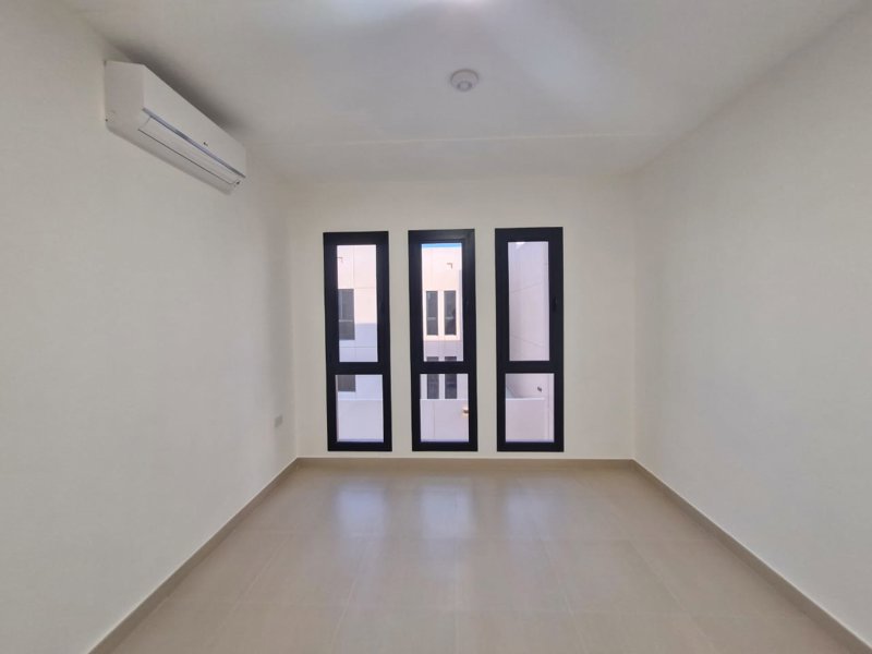 ✨ Luxurious Duplex for Rent in Sedra (Roshn) 🏡 - Image 5