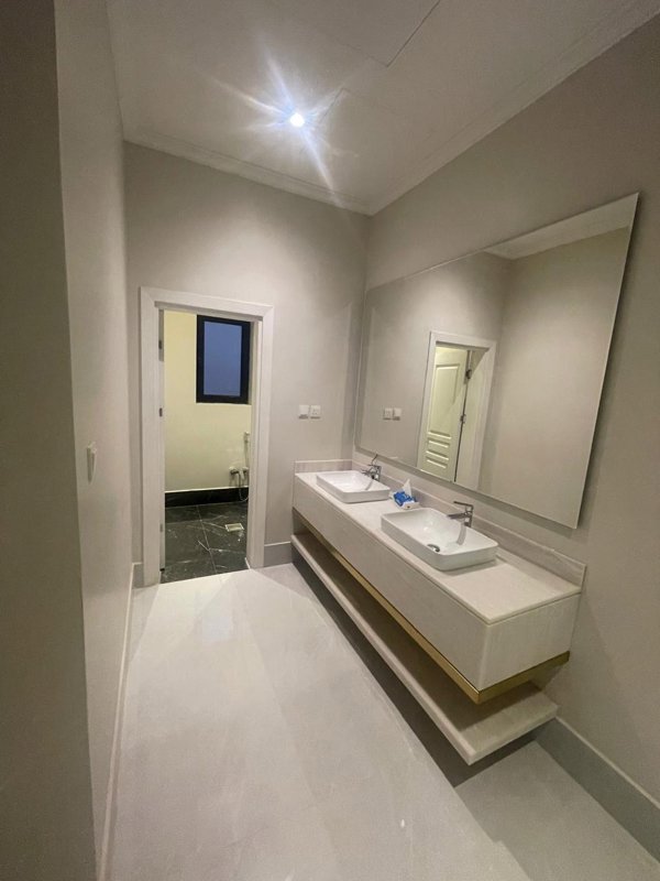 🏡 **Modern Villa for Sale - 660m²**   **Prime Location** in Al-Narjis neighborhood, - Image 6
