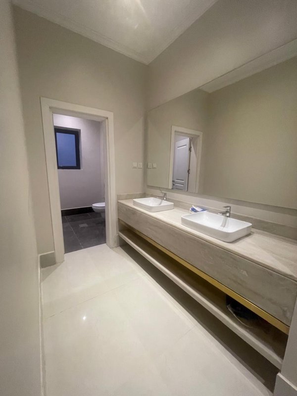 🏡 **Modern Villa for Sale - 660m²**   **Prime Location** in Al-Narjis neighborhood, - Image 11