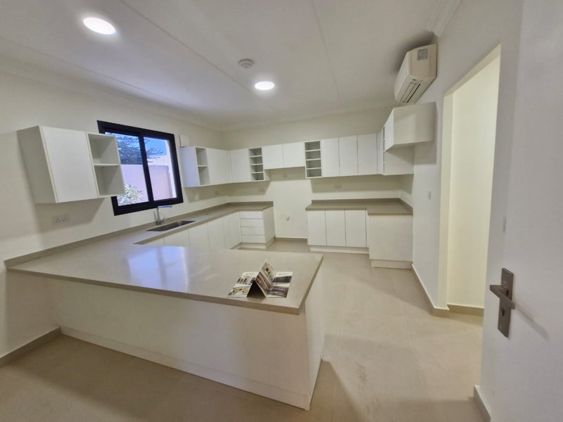  🏰 *Modern Luxury Villa in Sidra District – Roshn*   ✨ 400 sqm - Image 7