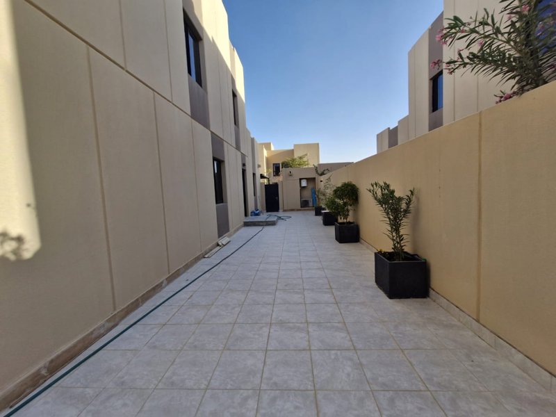 🏰 *Modern Luxury Villa in Sidra District – Roshn*   ✨ 400 sqm - Image 13