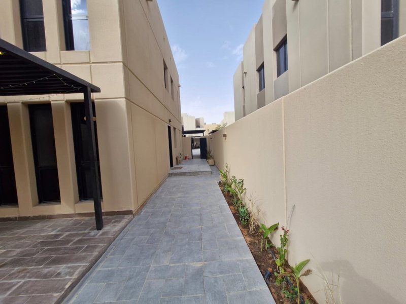 ✨ Luxurious Duplex for Rent in Sedra (Roshn) 🏡 - Image 5