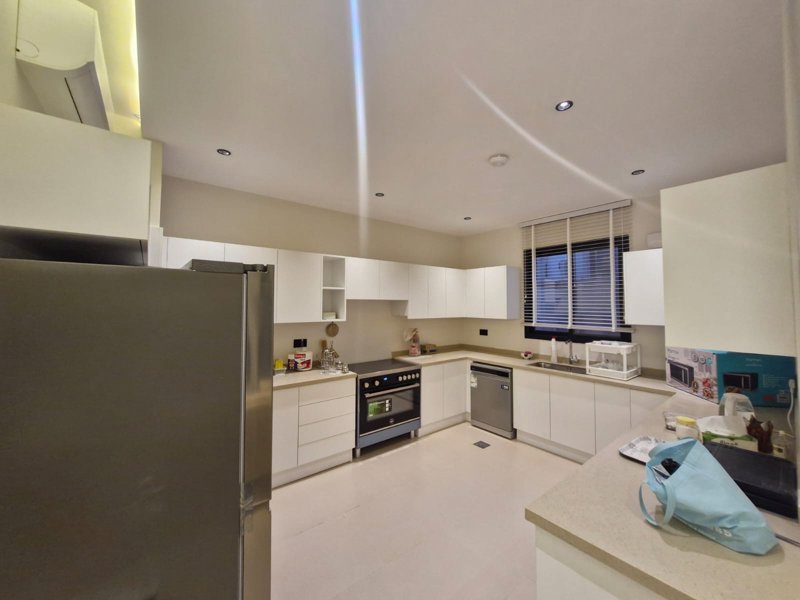 ✨ Luxurious Fully Furnished 3BD Duplex Villa for Rent in Sedra +Helper Room (ROSHN) 🏡 - Image 3