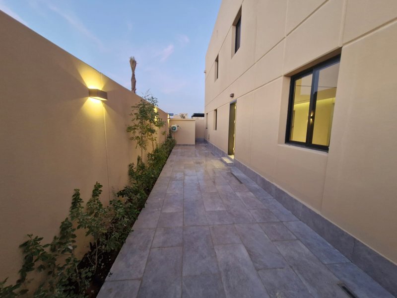 🏡 Luxury Villa in Sedra – Roshn  ✨ 300 m² Modern Villa | Elegance Meets Functionality 🛋️ Semi-Furnished | Smart Living - Image 11