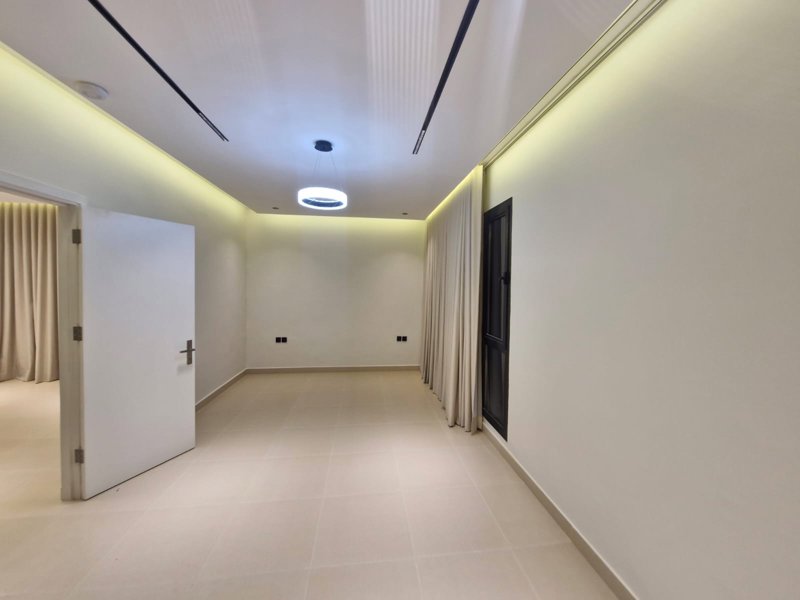 🏡 Luxury Villa in Sedra – Roshn  ✨ 300 m² Modern Villa | Elegance Meets Functionality 🛋️ Semi-Furnished | Smart Living - Image 19