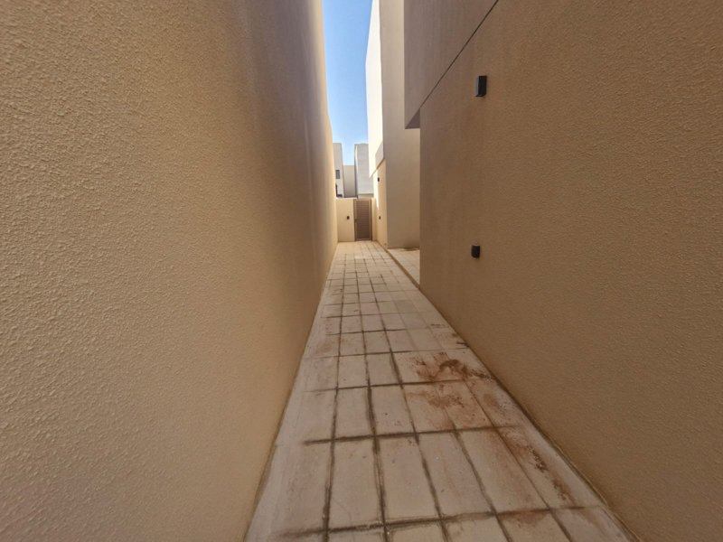 **Luxury Villa for Rent in Rital Ewan District, Roshan Front 🏡** - Image 13
