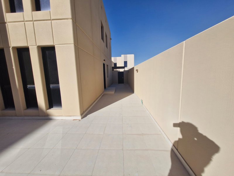 ✨ Luxurious Duplex for Rent in Sedra (Roshn) 🏡 - Image 9