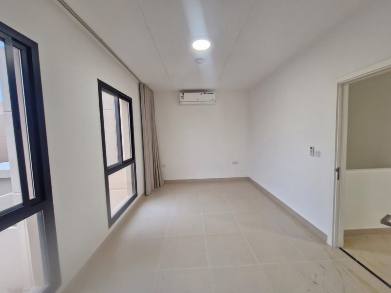 🏡 *Modern Townhouse for Rent in Sedra (Roshn) – Stylish & Family-Friendly* 👨‍👩‍👧‍👦 - Image 8