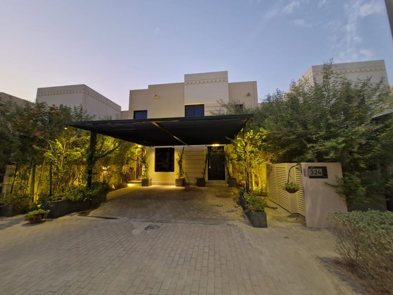 *🏡 Modern Townhouse fully furnished for sale in Sedra (Roshn) – Stylish & Family-Friendly 🌟*  