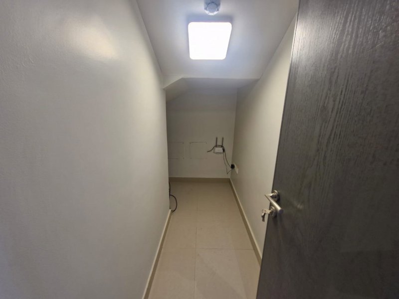 🏡 Corner Residential Villa for Rent in a Gated Compound - Image 2
