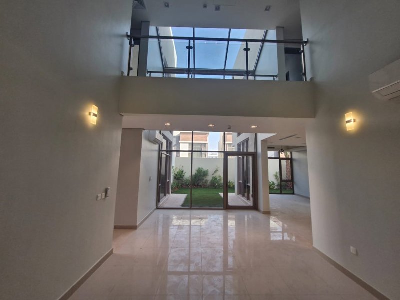 🏡 Corner Residential Villa for Rent in a Gated Compound - Image 6
