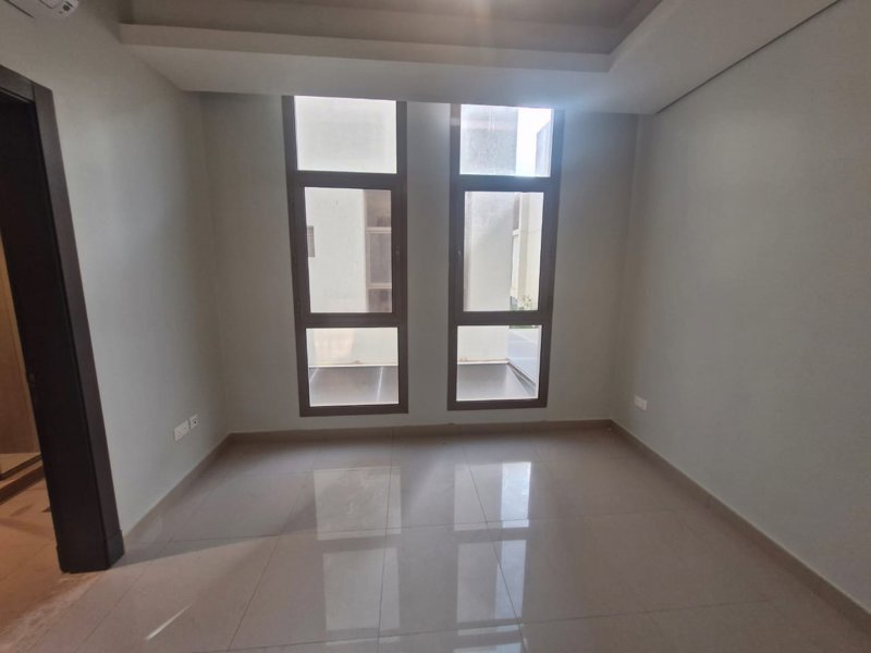 🏡 Corner Residential Villa for Rent in a Gated Compound - Image 17