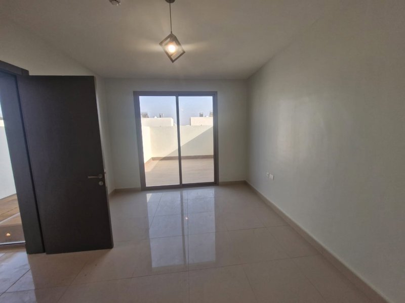 🏡 Corner Residential Villa for Rent in a Gated Compound - Image 23