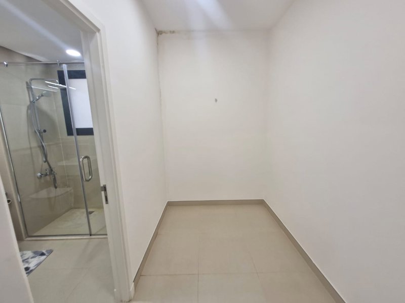 🏰 **Modern Luxury Villa | Sidra District – Roshn**   - Image 16