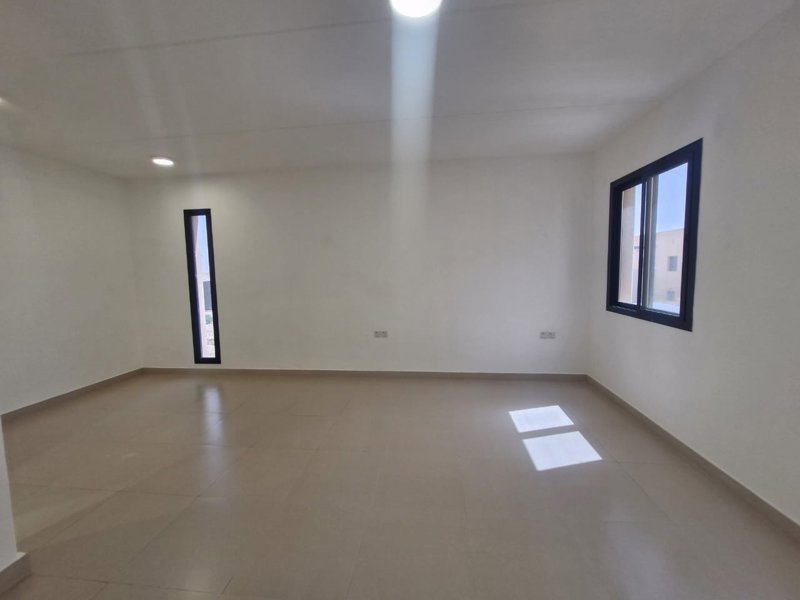 🏰 **Modern Luxury Villa | Sidra District – Roshn - Image 17