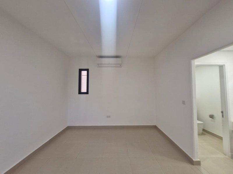 🏰 **Modern Luxury Villa | Sidra District – Roshn - Image 20