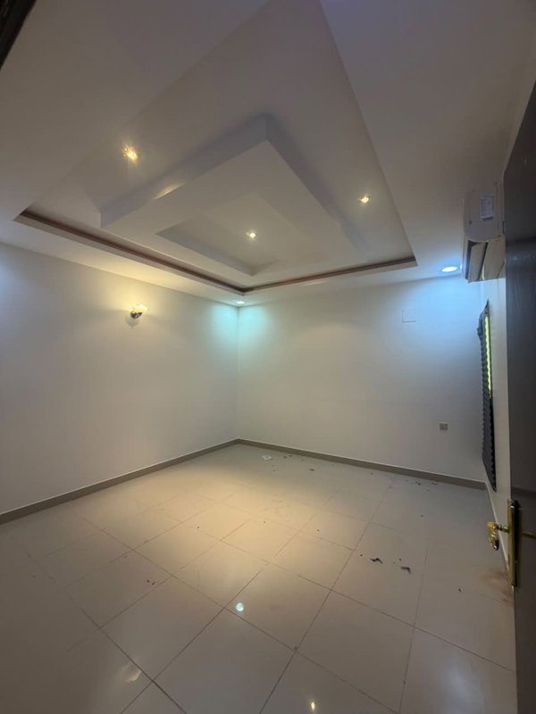 🏡 Spacious Apartment for Rent – Al Salam District - Image 2