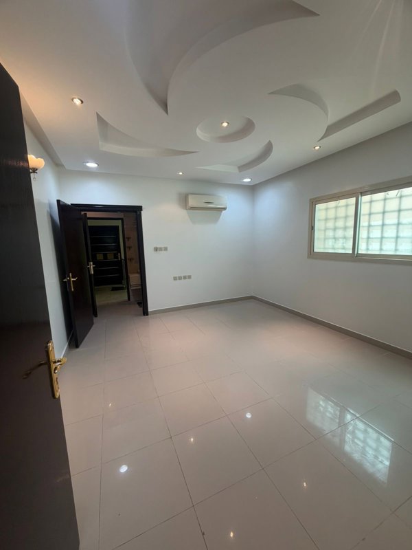 🏡 Spacious Apartment for Rent – Al Salam District - Image 2