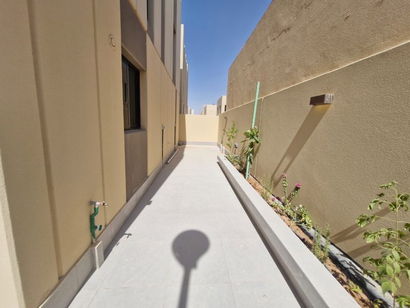 🏡 Elegant Villa in Sidra (ROSHN) | 300m² | Modern Luxury - Image 10