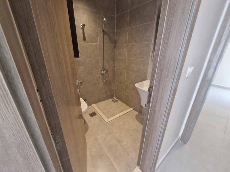 🏡 Brand-New Villa for Rent in Al Khuzam ✨ - Image 25