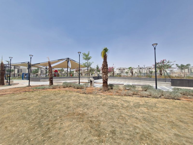 🏡 Brand-New Villa for Rent in Al Khuzam ✨ - Image 35