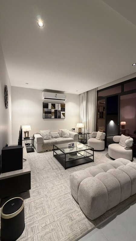 🏡 Fully Furnished Floor for Rent in Al Arid District - Image 3