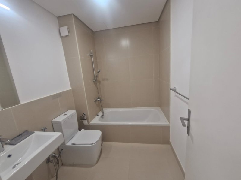 🏡 *Modern Townhouse for Rent in Sedra (Roshn) – Stylish & Family-Friendly* 👨‍👩‍👧‍👦 - Image 6