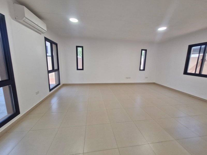🏰 **Modern Luxury Villa | Sidra District – Roshn**   - Image 5