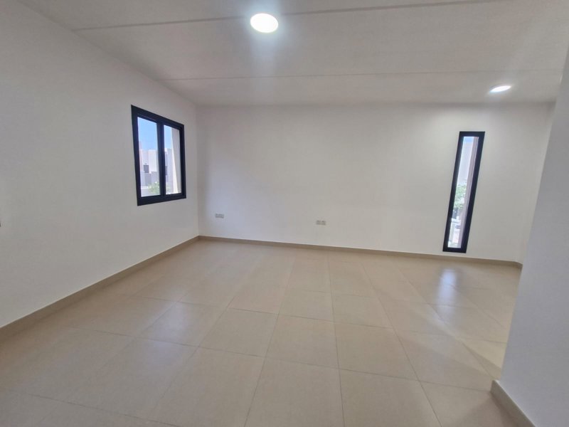 🏰 **Modern Luxury Villa | Sidra District – Roshn**   - Image 19