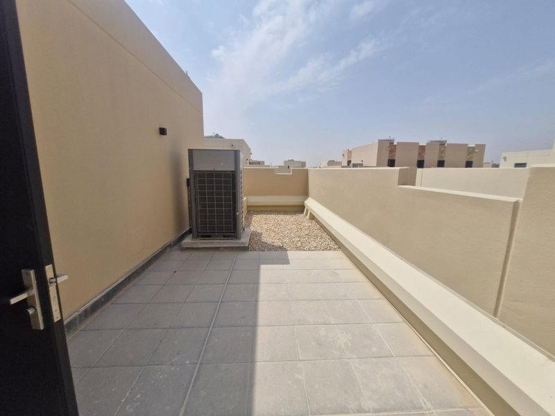 🏡Duplex for Rent – DP4 | Modern Design & Prime Location - Image 13