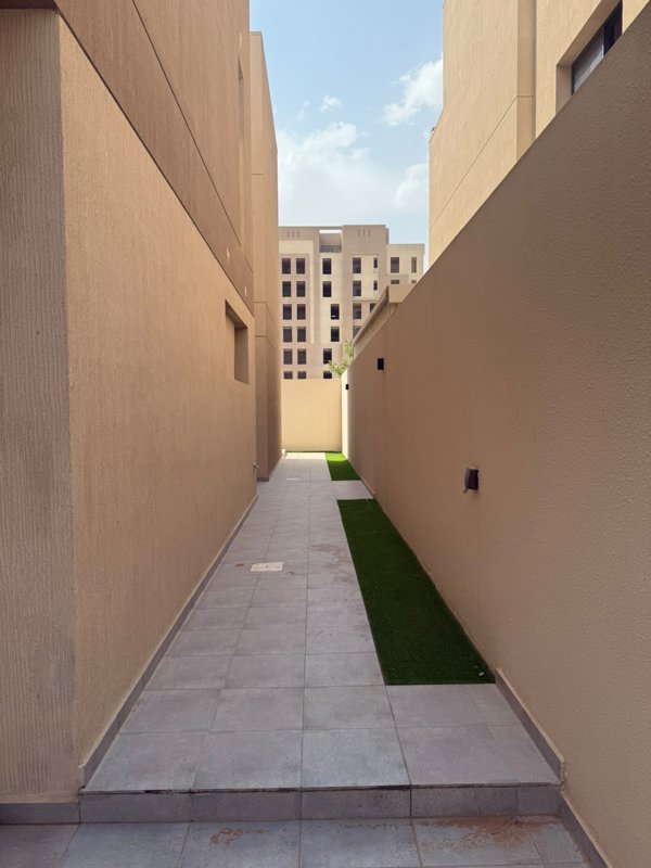 🏡 Luxury Residential Unit for Sale – Nasaj Town Al Narjis | Unit No. 5 - Image 8