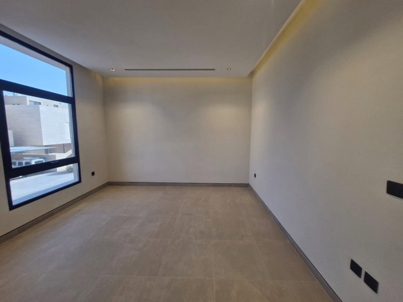 🏡 Luxury Villa for Sale | Tuwaiq Villa – Ewan Sedra 2 | Roshn Front - Image 3