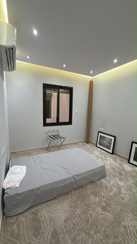 Fully Furnished Ground-Floor Apartment for Rent 🏡 Al Qirawan District - Image 9