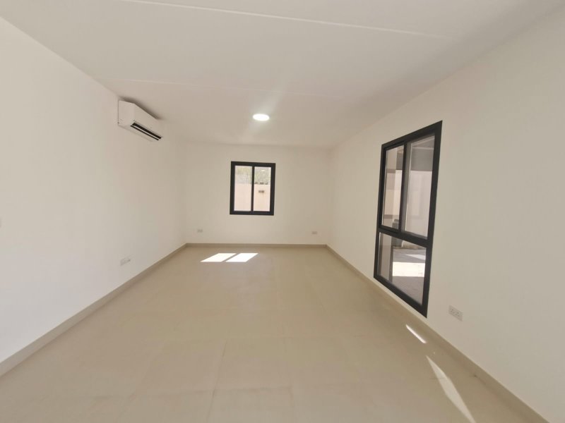 🏰 *Modern Luxury Villa in Sidra District – Roshn*   - Image 10