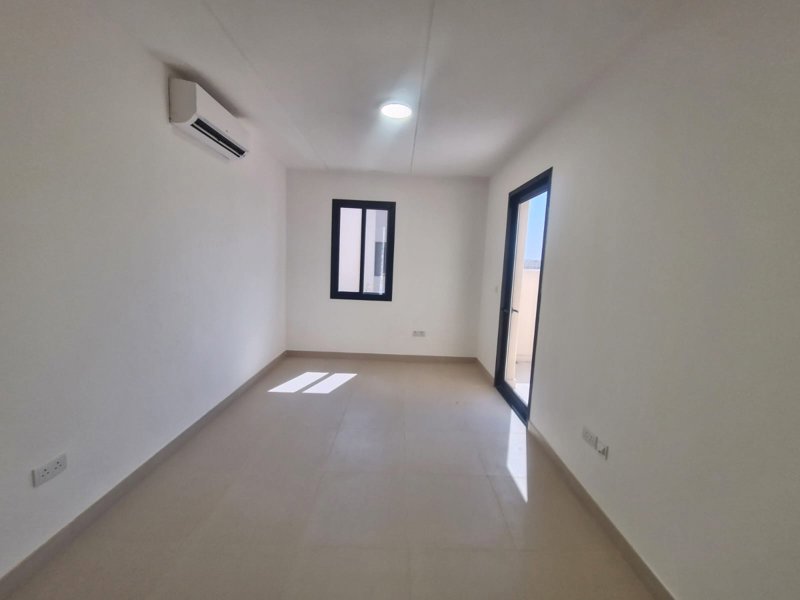 🏰 *Modern Luxury Villa in Sidra District – Roshn*   - Image 23