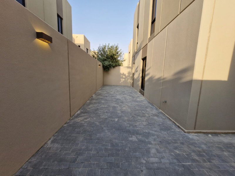 🏡 *Luxury Villa in Sedra – Roshn*   ✨ 300 m² Modern Villa | Elegance Meets Functionality   - Image 9