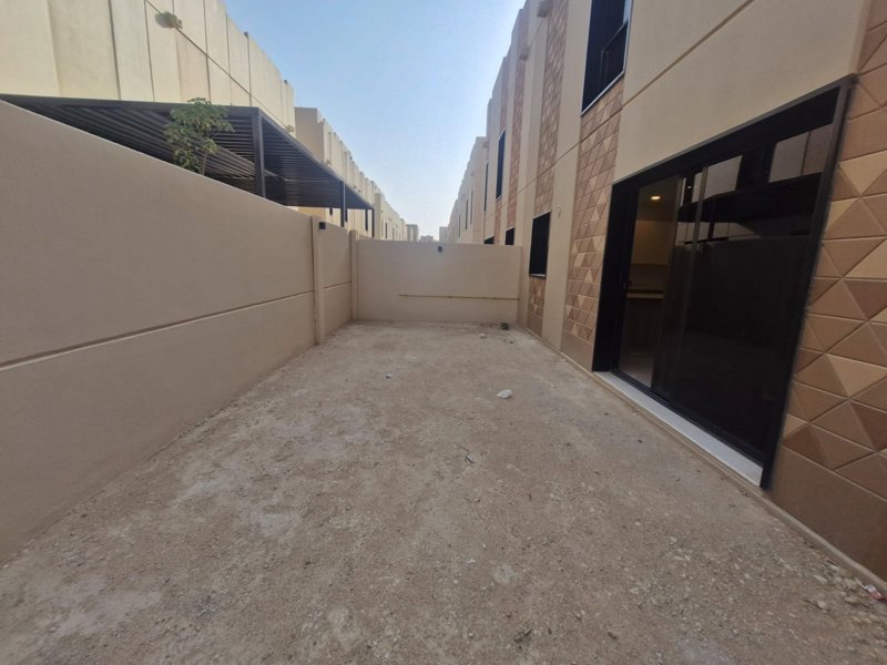 🏡 Duplex for Rent – DP4 | Modern Design & Prime Location ✨ - Image 16