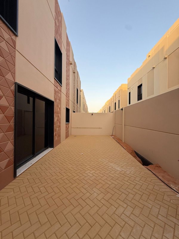 🏡 Duplex for Rent – DP4 | Modern Design & Prime Location ✨ - Image 28